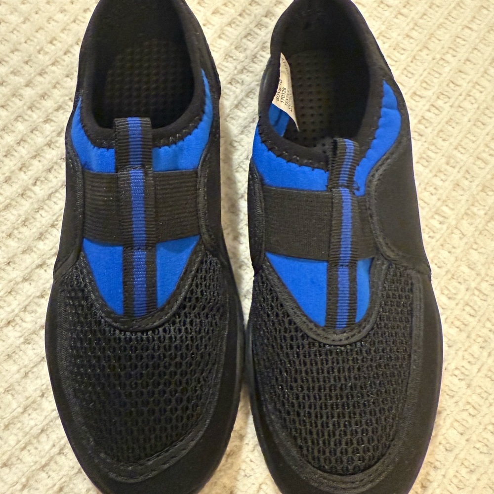 The Academy Brand Black and Blue Water Shoes